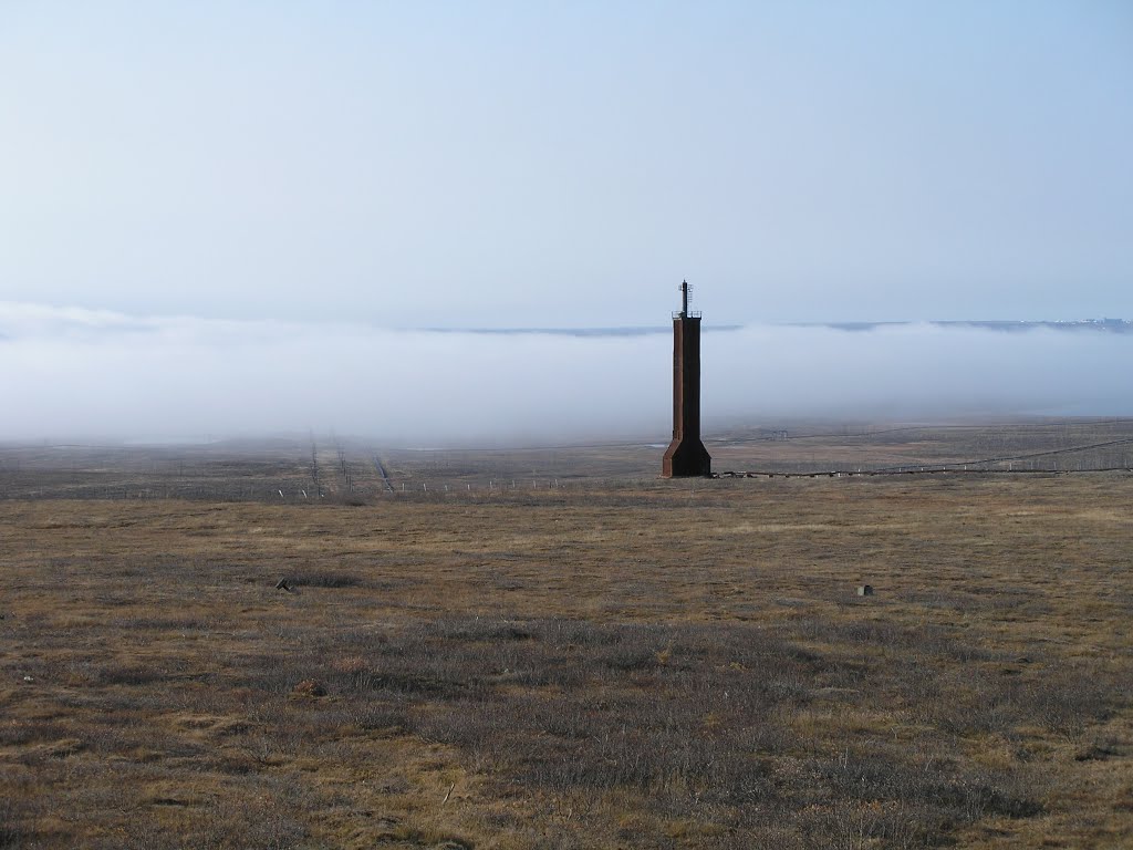 Calibration mast in fog, Norilsk Vega MS